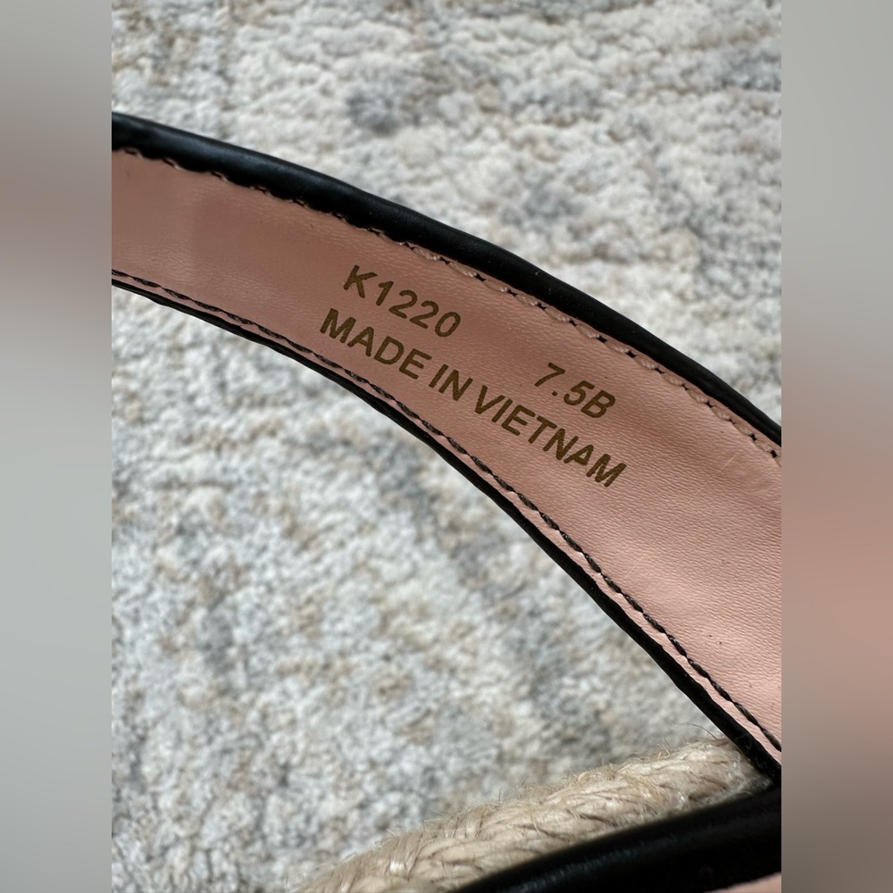 💕 Kate Spade 💕 Maldives Black Leather Wedges - Picture 8 of 10